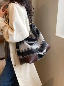 Striped Pattern Large Capacity Women's Shoulder Bag - Black - View 4