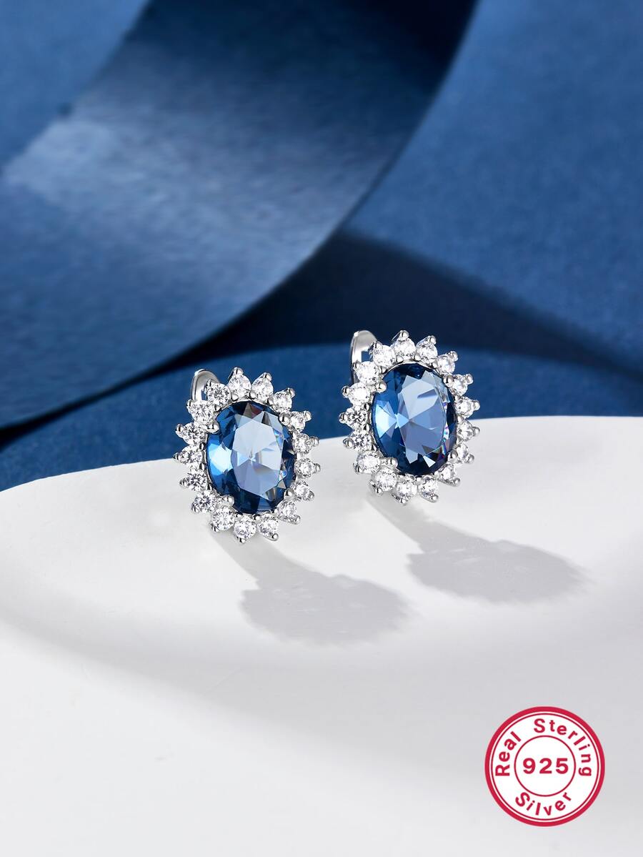 一對典雅方塊氧化藍耳環,適合女性日常或派對飾品