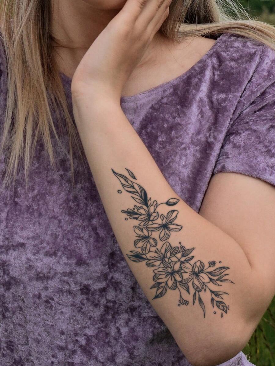 1pc Waterproof, Sweatproof And Herbal Temporary Tattoo Sticker, Last For 7-14 Days, With Flower Pattern - Black - View 1