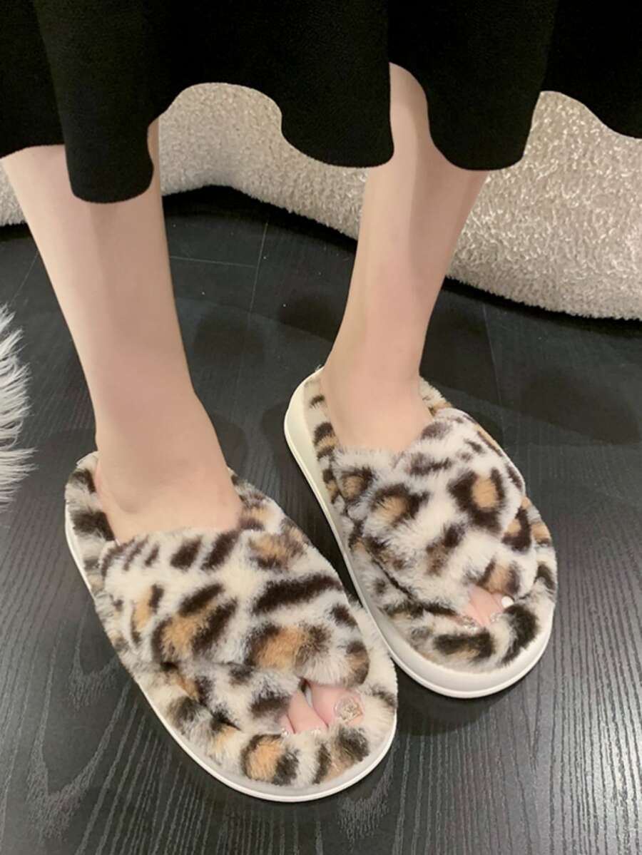 Lindas Y Suaves Pantuflas De Hogar, Zapatos Modernos Para Interior - Blanco y Negro - Ver 1