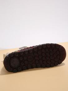 Plus Size Fashionable Shoes With Hand-stitched Lines, Thickened And Ribbed Soles, Furry Boots For Women's Winter Warmth. Soft Bottom Ankle Boots For Mom - Khaki - View 6