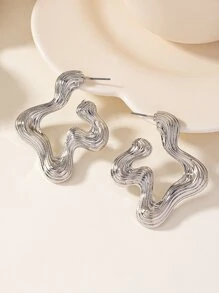 New Arrival Fashionable & Personalized Minimalist Metallic Hoop Earrings - Silver - View 4