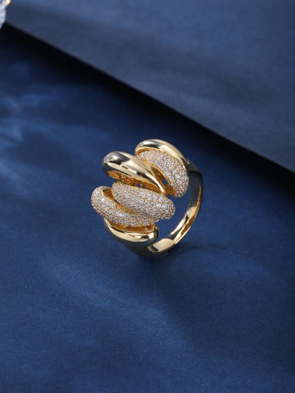 خاتم نسائي لايحتوي على تميمة، من النحاس بسطح أملس ملتوي مع عدة أحجار زركون للجنسين، قطعة واحدةرمضان