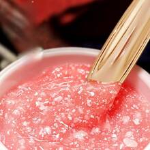 龍血面霜,含維a酸、胎盤提取物和其他成分,滋潤、滋養、改善肌膚質地,適合作為底妝,專為女性 - 彩色 - 查看 5