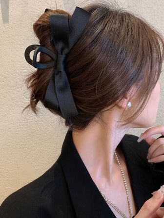 1pc Women's Black Bowknot Plastic Hair Claw, Cross Gripping Design, Suitable For Daily Use Cute Claw Clips Hair Clips Hair Jaw Clip Hair Clamps Hair Clutch Hair Catcher Clip
