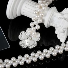 1 Stück Damen Silber Farbe Fünf-blüte Camellia & Strass Schnalle Elastischer Faux-perlen Gürtel Für Kleidung Zubehör Im Täglichen Leben Elegant