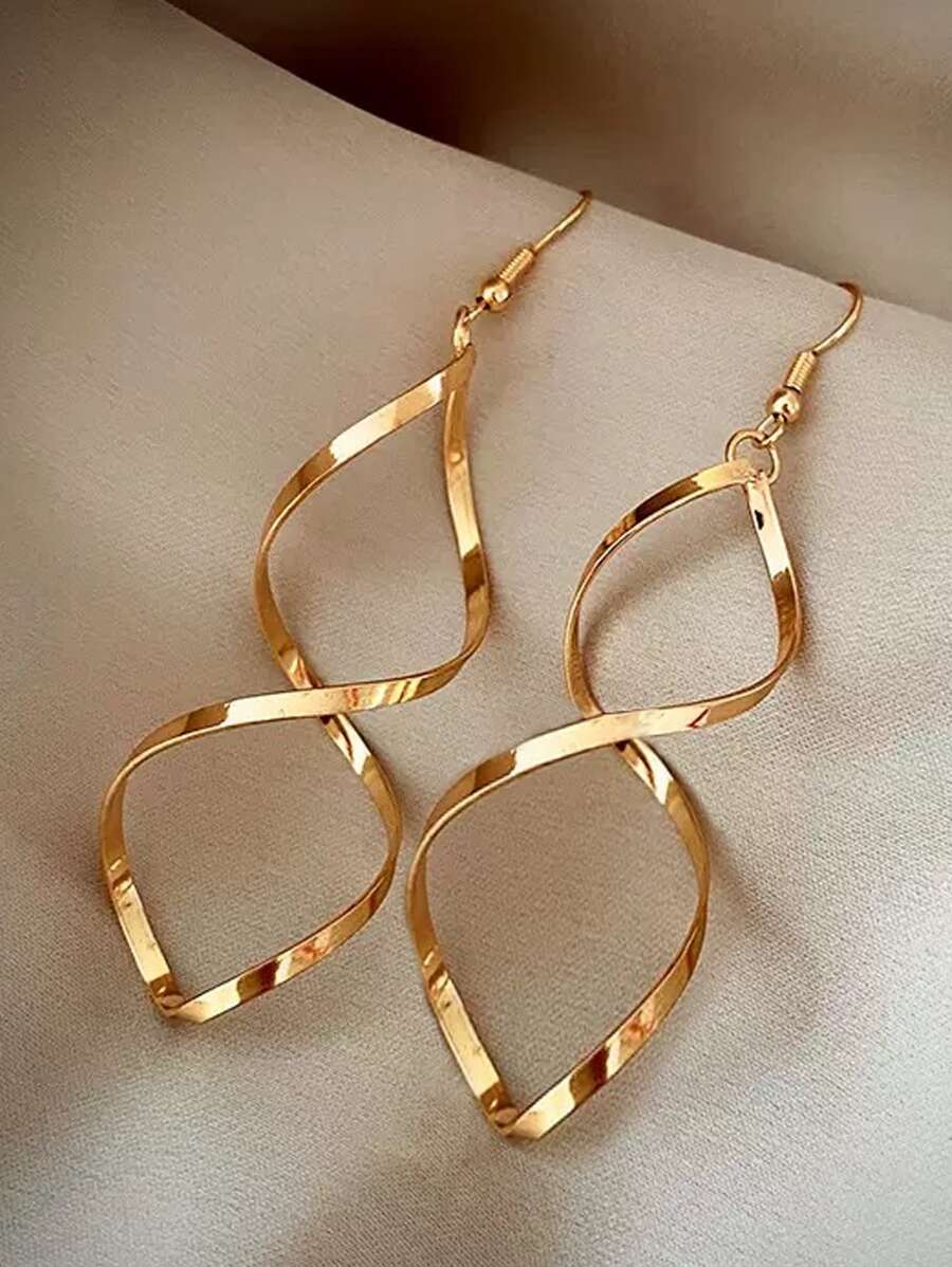 1pair Elegant Wavy Curved Earrings - Gold - View 1