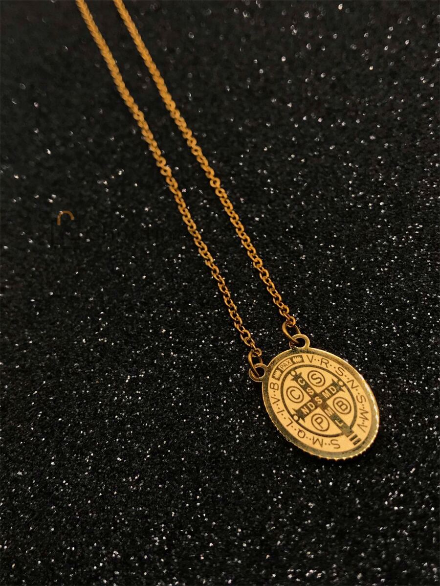 Pendant Necklaces - 金色 - 查看 1