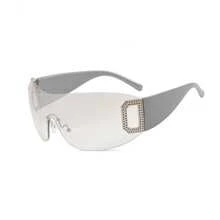 复古时尚眼镜，适合日常佩戴、旅行和拍照