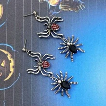 1pair Black Spider Design Earrings In Gold And Silver Color