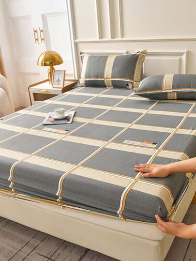 3 Piece Set Active Printed Skin-friendly Fabric Fitted Sheet, Duvet Cover Including 2 Pillowcases