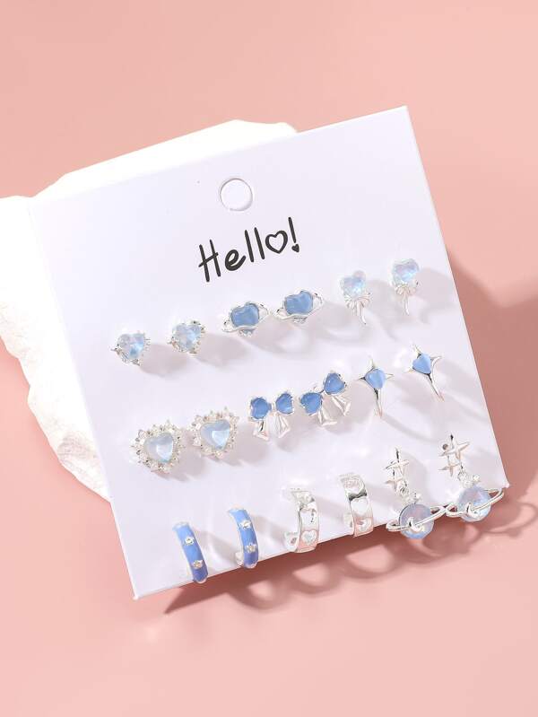 Set de 18 piezas de pendientes de estilo de vacaciones con colgantes asimétricos en forma de corazón, lazos adorables, estrellas de mar y diseños aleatorios de color azul