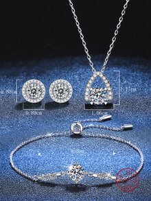 4入組甜美多變925純銀和立方氧化鋯女士套裝,包括耳釘、手鍊和頸鍊。適合日常磨合、通勤、聚會和作為禮物。
