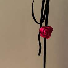 1條女士復古玫瑰緞帶頸鏈,可調節,哥德風格頸飾,適用於節日、派對、演出、夜店、酒吧等場合 - 酒紅色 - 查看 4