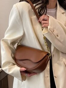 Fashionable Flap Crossbody Bag With Letter Printing And Adjustable Shoulder Strap