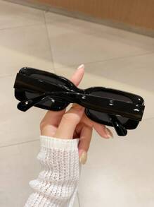 1 副矩形简约风格时尚眼镜，适合度假、旅行、夏季配饰、驾驶、节日服装、运动风格、海滩、音乐节、户外旅行、优雅装扮、街头风格配饰、度假氛围、运动、派对、户外活动、街头风格、钓鱼、假日、夏季海滩度假、户外、旅行