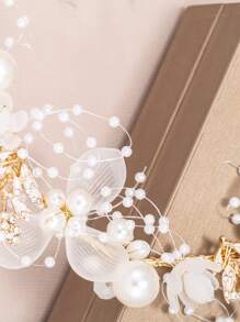 1pc Ladies' Mori Style Crystal & Faux Pearl & Flower Decor Hairband With Gold-Colored Rim For Wedding Or Party Elegant