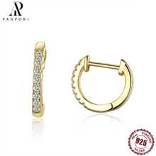 1對925純銀鋯石裝飾的簡約優雅圓鉤耳環,適合女性日常穿搭,是生日和紀念日禮物的不錯選擇