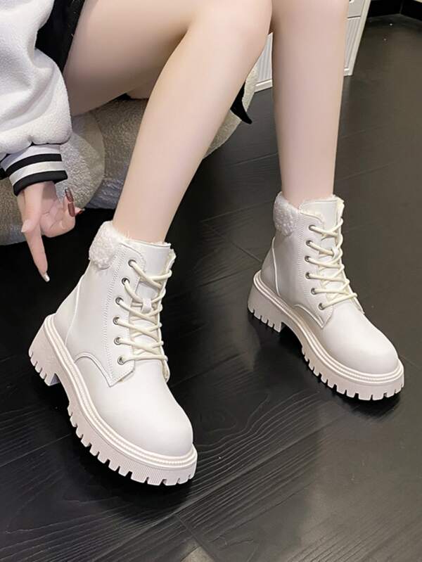 Stivali alla moda grosso tacco plateau per donne