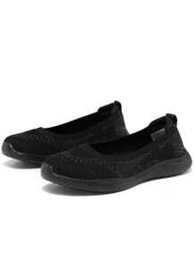Women's Fashionable Solid Color Breathable Slip-on Sneakers Casual Shoes - Black - View 3