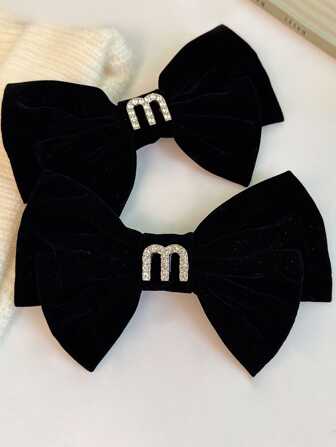 2 pièces Barrette à cheveux élégante en tissu avec lettre M en métal noir et décoration de strass pour femmes, pince à cheveux dorée en forme de tête