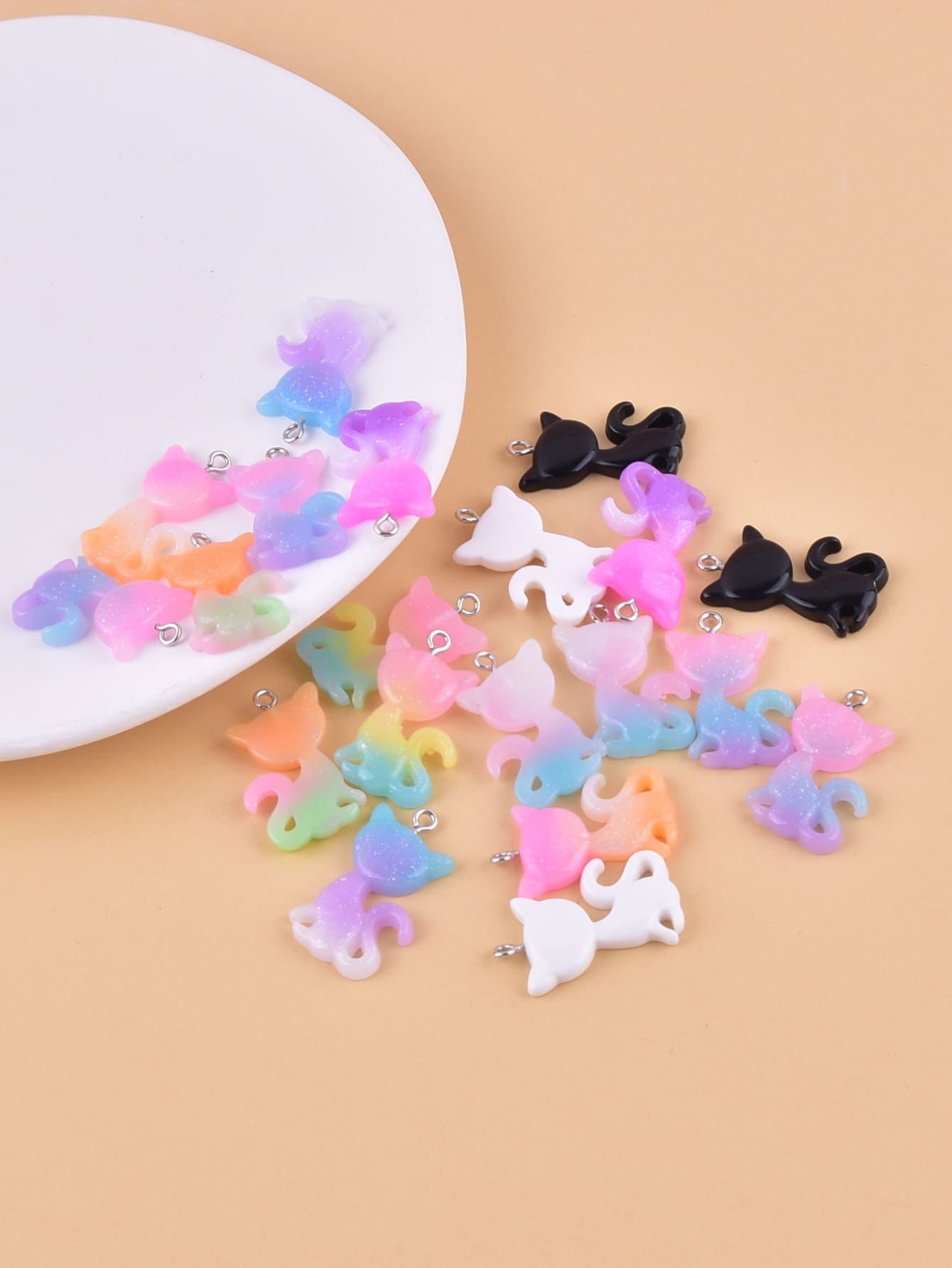 20pcs/Set Fashion Colorful Cat Animal Resin Pendants, Suitable For Women DIY Birthday Gifts, Holiday Jewelry Making - Cat - View 2