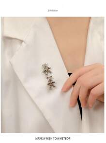 1pc 3.4*2.2cm Little Bear Waistband Tightener For Jeans, Detachable Button To Conveniently Adjust Waist Size For Pants Or Collar Of Clothes, Available In Multiple Colors Like Gold And Silver