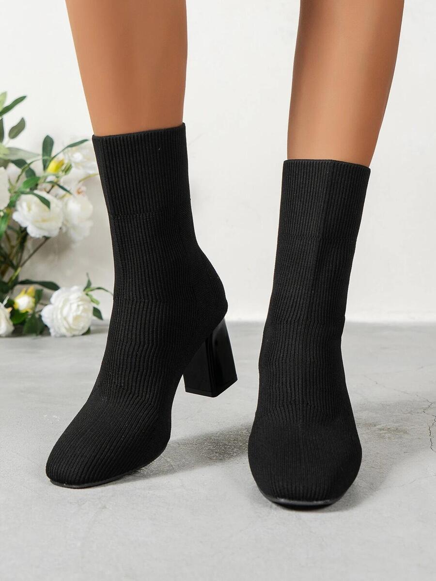 女士袜子短靴，简约风格，粗跟，户外，针织，一脚蹬，时尚高跟，弹力，中筒靴，修身，加大码，7厘米鞋跟，靴子，紧身靴 - 黑色 - 查看 1