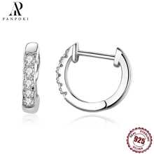 1對925純銀鋯石裝飾的簡約優雅圓鉤耳環,適合女性日常穿搭,是生日和紀念日禮物的不錯選擇