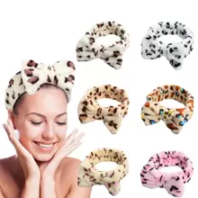 1 Băng đô thể thao bằng vải nỉ san hô họa tiết da báo dành cho nữ, có nơ và dây buộc bằng vải nhung, thích hợp sử dụng tại nhà khi giặt giũ và tắm rửa - 1 Bộ - Xem 1