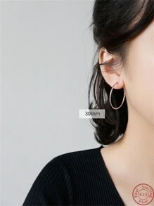 1 paire Unicolore Argent 925 Lisse Cercle Créoles Avec Boîte À Cadeau , À La Mode & Style Simple Pour Rencontre , Festival , Fête , Voyage , Travail , Port Quotidien , Plage Jours ; Adapté Pour Femme , Idéal Choix Comme Cadeaux Pour Petite Amie , Mère , Professeur , Ami ,