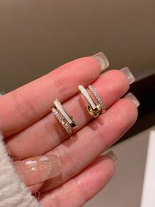 1pair Simple Metal Claw Set Stud Earrings For Women