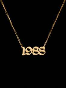 1件时尚金色钛钢年份数字吊坠项链，适合男士日常佩戴