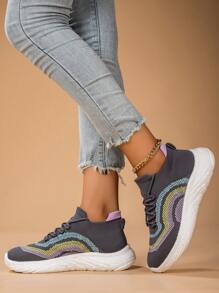 New Arrival Women's Popular Style Casual Sport Shoes With Thick Sole For Travel & Running, Soft And Comfortable With Breathable Mesh And Anti-slip Soles, Grey