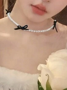 1 件优雅甜美毛绒蝴蝶结和人造珍珠装饰吊坠项链，适合女士情人节、妈妈、母亲、母亲节、礼物 - 白色 - 查看 3