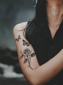 1入組黑色花朵和蝴蝶圖案臨時紋身貼紙,適用於手臂、胸部、腹部、背部 - 黑色 - 查看 2