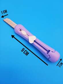 MINI CUTTER BOX WITH 24 Pcs RETRACTABLE KNIFE FOR GENERAL USE INCLUDES FOUR DIFFERENT COLORS CUT CARDBOARD PAPER FOAMI ENVELOPES AND MANY MORE THINGS - 彩色 - 查看 5