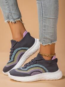 New Arrival Women's Popular Style Casual Sport Shoes With Thick Sole For Travel & Running, Soft And Comfortable With Breathable Mesh And Anti-slip Soles, Grey