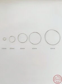 1 paire Unicolore Argent 925 Lisse Cercle Créoles Avec Boîte À Cadeau , À La Mode & Style Simple Pour Rencontre , Festival , Fête , Voyage , Travail , Port Quotidien , Plage Jours ; Adapté Pour Femme , Idéal Choix Comme Cadeaux Pour Petite Amie , Mère , Professeur , Ami ,