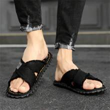 Pantoufles Personnalité À La Mode Coréen Style Design Croix Pour Homme Anti-Dérapant , Été