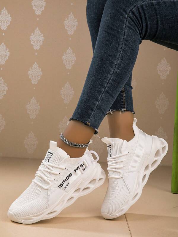 Nouvelles chaussures de sport casual unisexes à lacets, légères, respirantes et antidérapantes pour l'extérieur