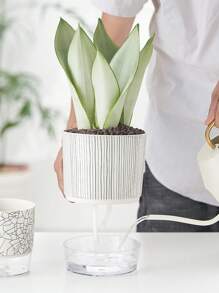 1pc Black And White Zebra Stripe Pattern Plastic Planter With Transparent Bottom, Creative And Simple Design, Self-Watering Rope And Thicken Water Storage Basin, Suitable For Gardening Such As Growing Potted Plants At Home.