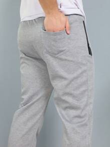 Calça Jogger de Moletinho Masculina para Atividade Física em Academia e Corrida - Cinza Claro - Visão 4