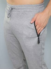 Calça Jogger de Moletinho Masculina para Atividade Física em Academia e Corrida - Cinza Claro - Visão 6