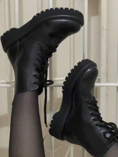 Coturno Feminino Bota Tratorada Preto bota preta confortável