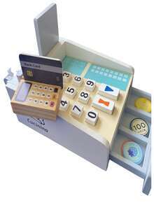 Caja registradora de madera. Sumar, restar, comprar, vender, todo mientras juegan.