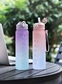 1入設有喝水目標標示的運動水瓶,適用於運動、戶外活動、遠足、騎行、籃球、足球等等