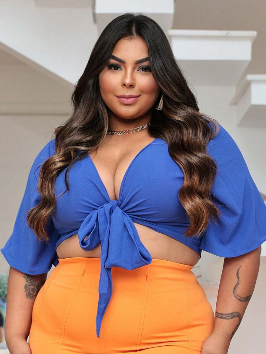 Blusinha Cropped Plus Size Verão de Amarrar Confortável Elegante para Sair Festa e Balada Look G1 G2