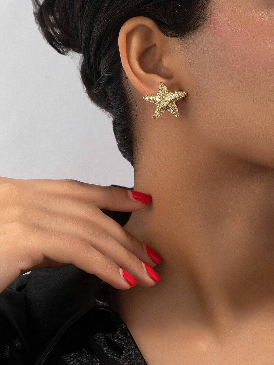 1pair Metallic Starfish Shaped Simple Ocean Style Stud Earrings - Yellow Gold - View 1