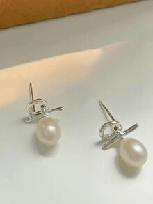 1對時尚925純銀和淡水珍珠的耳針,適合女性日常穿戴